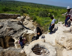 Trip 2019-Beit Guvrin Caves and Purple flowers picture no. 8