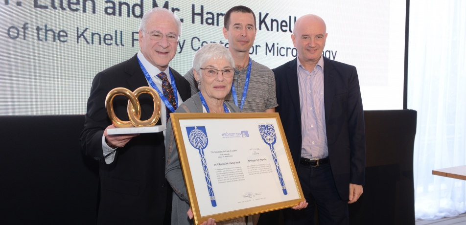 Inaugurating the Knell Center, L-R: Harvey and Dr. Ellen Knell, Prof. Rotem Sorek, Prof. Daniel Zajfman