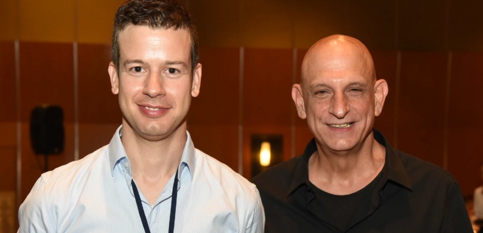 Dr. Guy Rothblum (left) and Aharon Aharon, CEO of the Israel Innovation Authority.