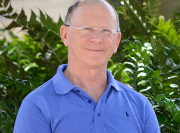 A Digital Platform for Remote Voice Therapy in Dysphonia