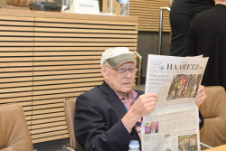 Foreign Postdocs, at Home at Weizmann