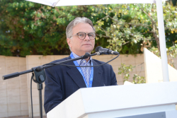 Celebrating Giving: Marking new inscriptions on the International Plaza Donor Wall