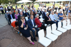 Celebrating Giving: Marking new inscriptions on the International Plaza Donor Wall
