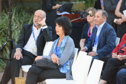 Celebrating Giving: Marking new inscriptions on the International Plaza Donor Wall