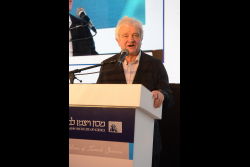 Luncheon: Presentation of the Sir Charles Clore Prize to Dr. Sergey Semenov, Department of Organic Chemistry and the presentation of the Sir Charles Clore Postdoctoral Fellowships