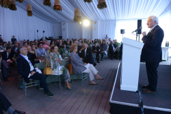 Luncheon: Presentation of the Sir Charles Clore Prize to Dr. Sergey Semenov, Department of Organic Chemistry and the presentation of the Sir Charles Clore Postdoctoral Fellowships