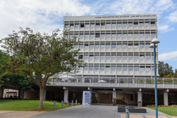 Dedication ceremony of the renovated Stone Administration Building