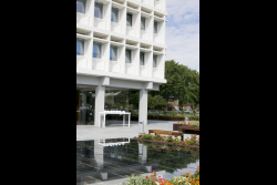Dedication ceremony of the renovated Stone Administration Building