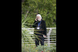Dedication ceremony of the renovated Stone Administration Building