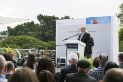 Dedication ceremony of the renovated Stone Administration Building