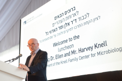 Luncheon honoring Dr. Ellen and Harvey Knell for the establishment of the Knell Family Center for Microbiology