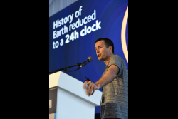 Luncheon honoring Dr. Ellen and Harvey Knell for the establishment of the Knell Family Center for Microbiology