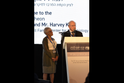 Luncheon honoring Dr. Ellen and Harvey Knell for the establishment of the Knell Family Center for Microbiology