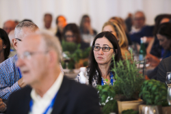 Luncheon honoring Dr. Ellen and Harvey Knell for the establishment of the Knell Family Center for Microbiology