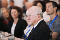 Luncheon honoring Dr. Ellen and Harvey Knell for the establishment of the Knell Family Center for Microbiology