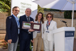 Celebrating Giving: Marking new inscriptions on the International Plaza Donor Wall