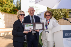 Celebrating Giving: Marking new inscriptions on the International Plaza Donor Wall