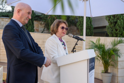 Celebrating Giving: Marking new inscriptions on the International Plaza Donor Wall
