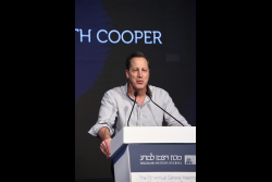 Core Strength Luncheon: honoring our generous supporters of state-of-the-art core facilities