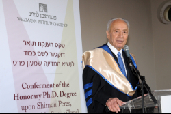 Peres