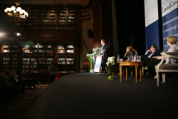 Automobile Club May4