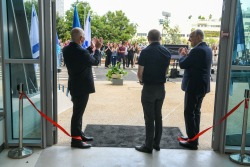 Inauguration of The David Lopatie Institute of Comparative Medicine