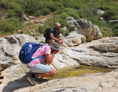 Lab Retreat - April 2023: Hike in Wadi Kfira picture no. 9