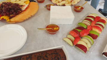 MCB Rosh Hashana Toast picture no. 9