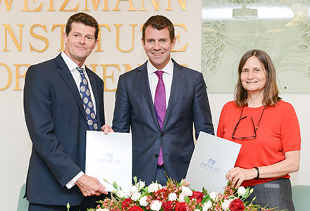 Prof. Christopher Goodnow, Deputy Director, Garvan Institute of Medical Research; the Hon. Mike Baird MP, New South Wales Premier; and Prof. Michal Neeman, Vice President, Weizmann Institute of Science