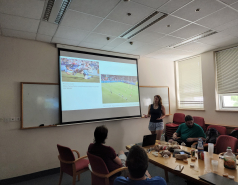 Group seminar picture no. 4